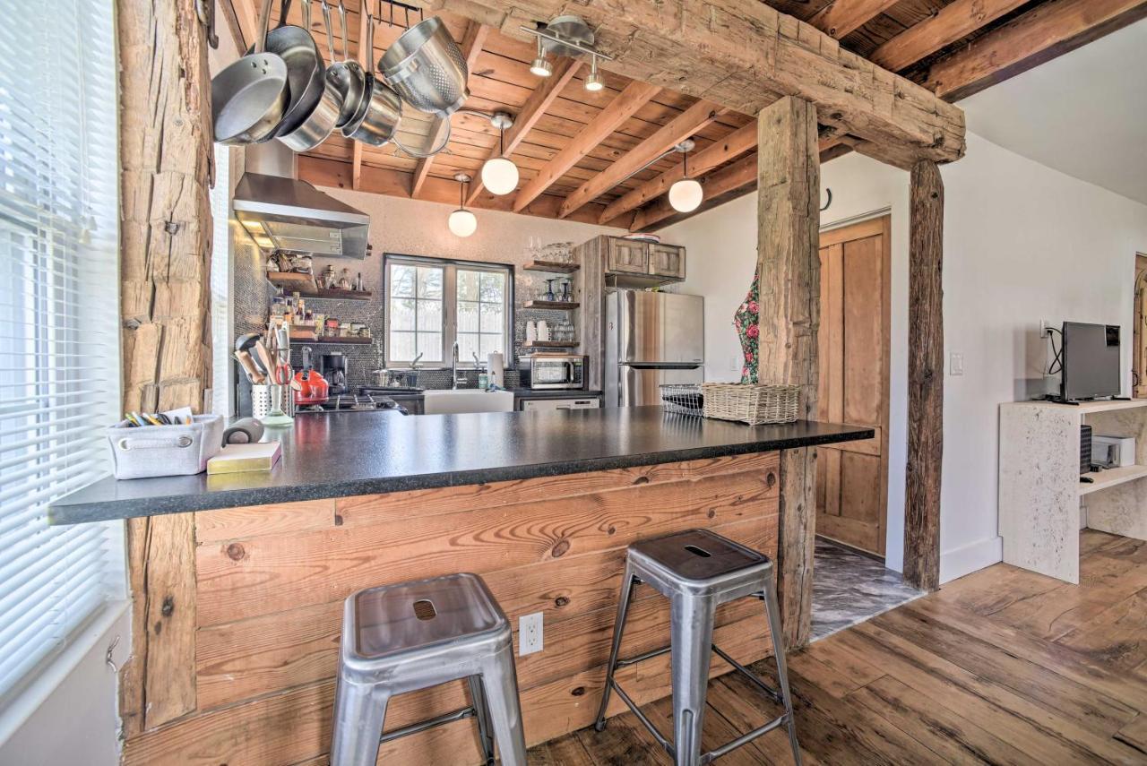 Charming Cottage With Yard - 2 Mi To Tinker St! Woodstock Eksteriør bilde